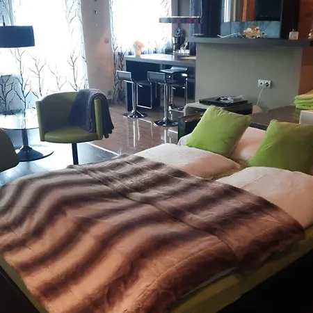 Modern Art Apartment Im Zentrum Weiden Weiden in der Oberpfalz Extérieur photo